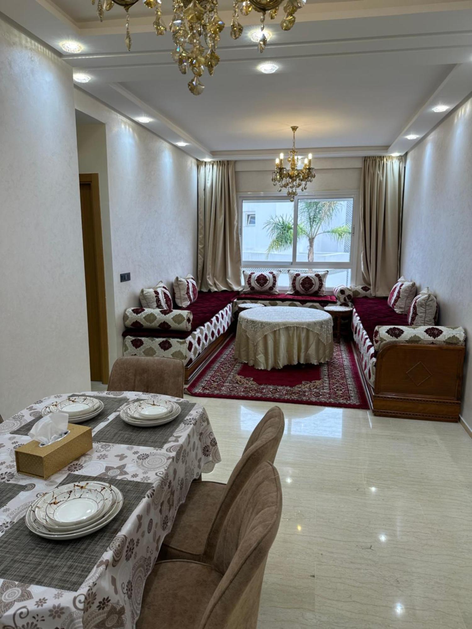 Luxury Aida Flat
